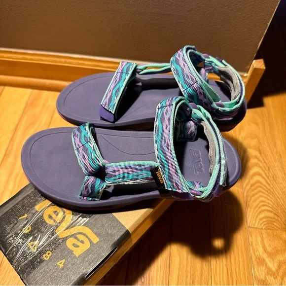 Teva Hurricane Walking Hiking Sandals Size 4 ( Big Girl) - Picture 13 of 14